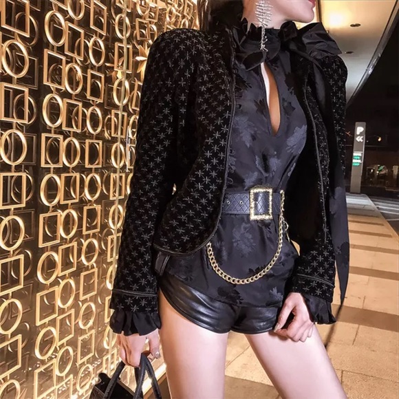 puff sleeve black slim short jacket